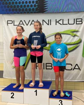 Že na prvi tekmi kamniški plavalci do bleščečih odličij (3)